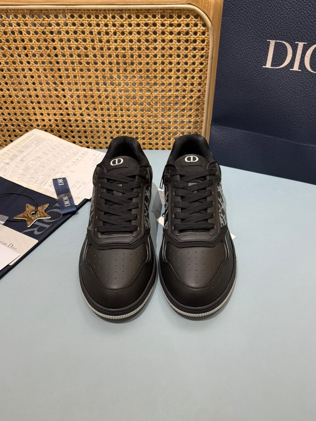 B27 Low-Top Black on Black