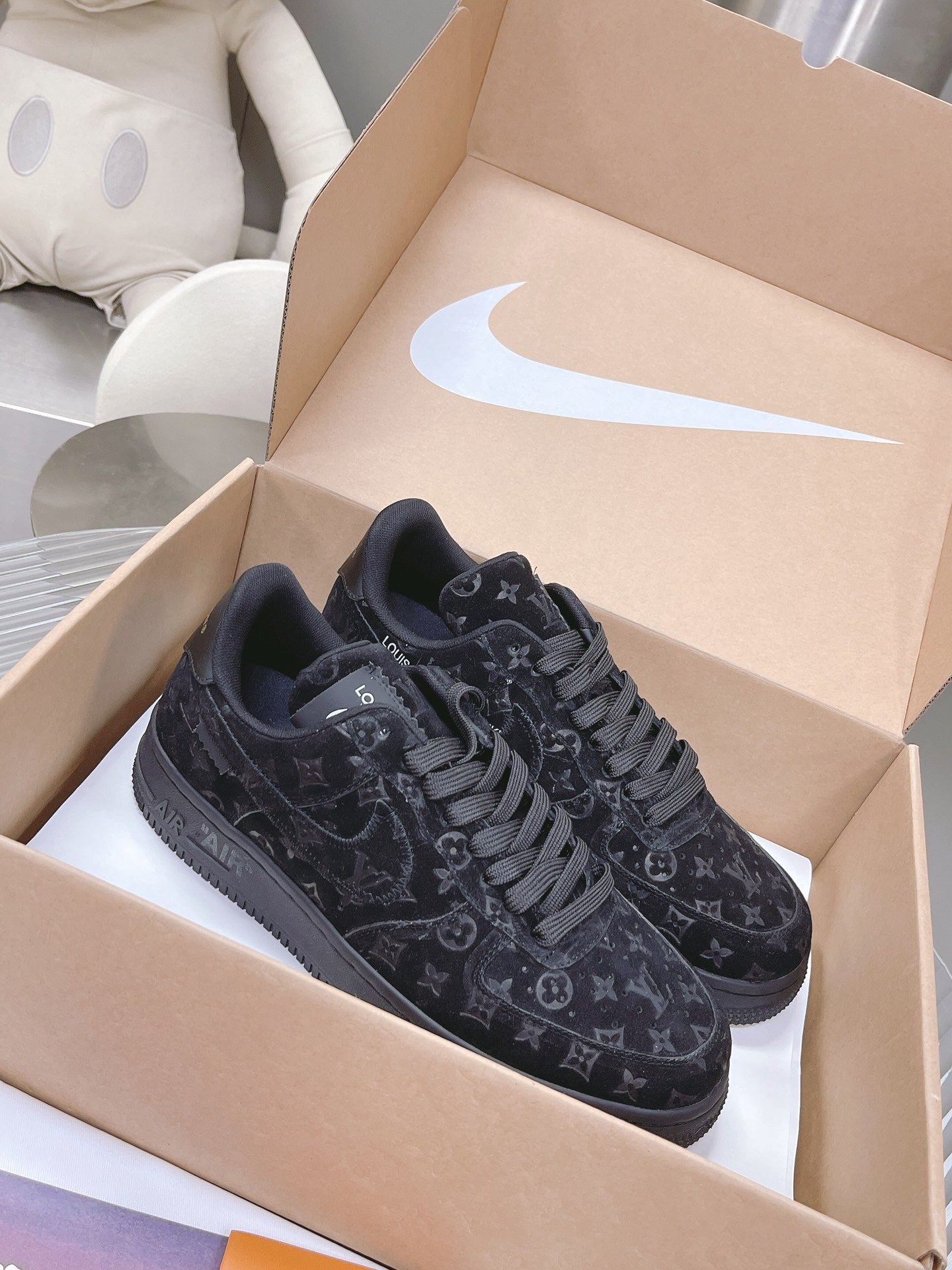 AF1 x OW by Virgil - Triple Black Customs
