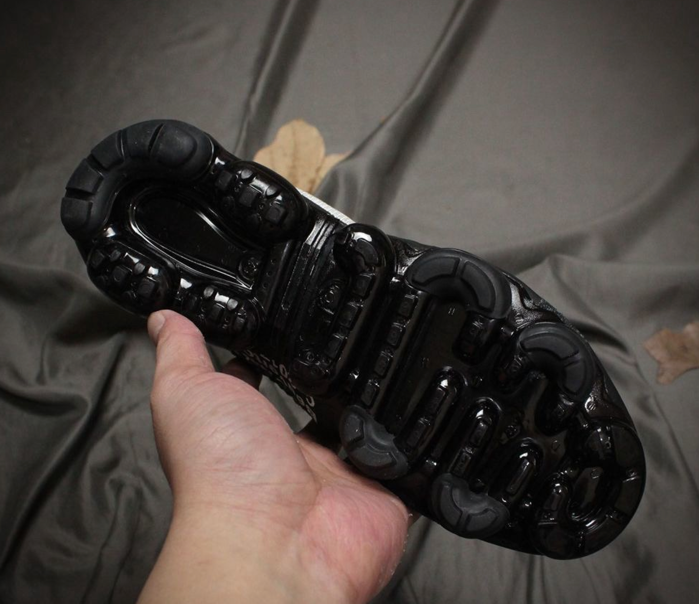 Vapourmax x OW "THE TEN" Black