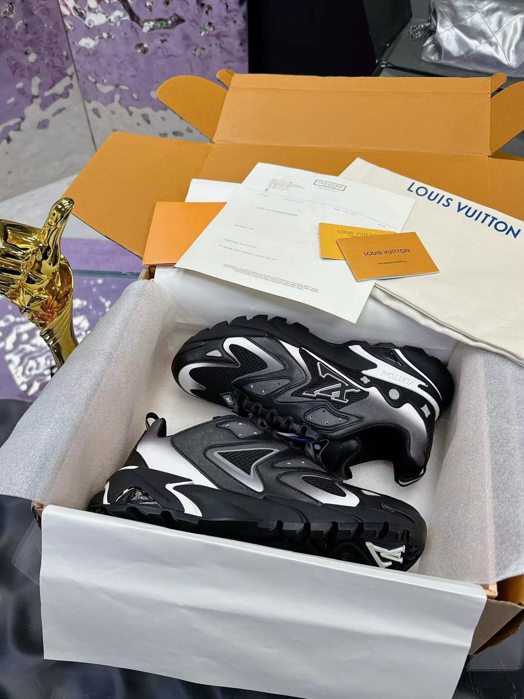 LV Trainers Runner Sneaker Tatic Noir