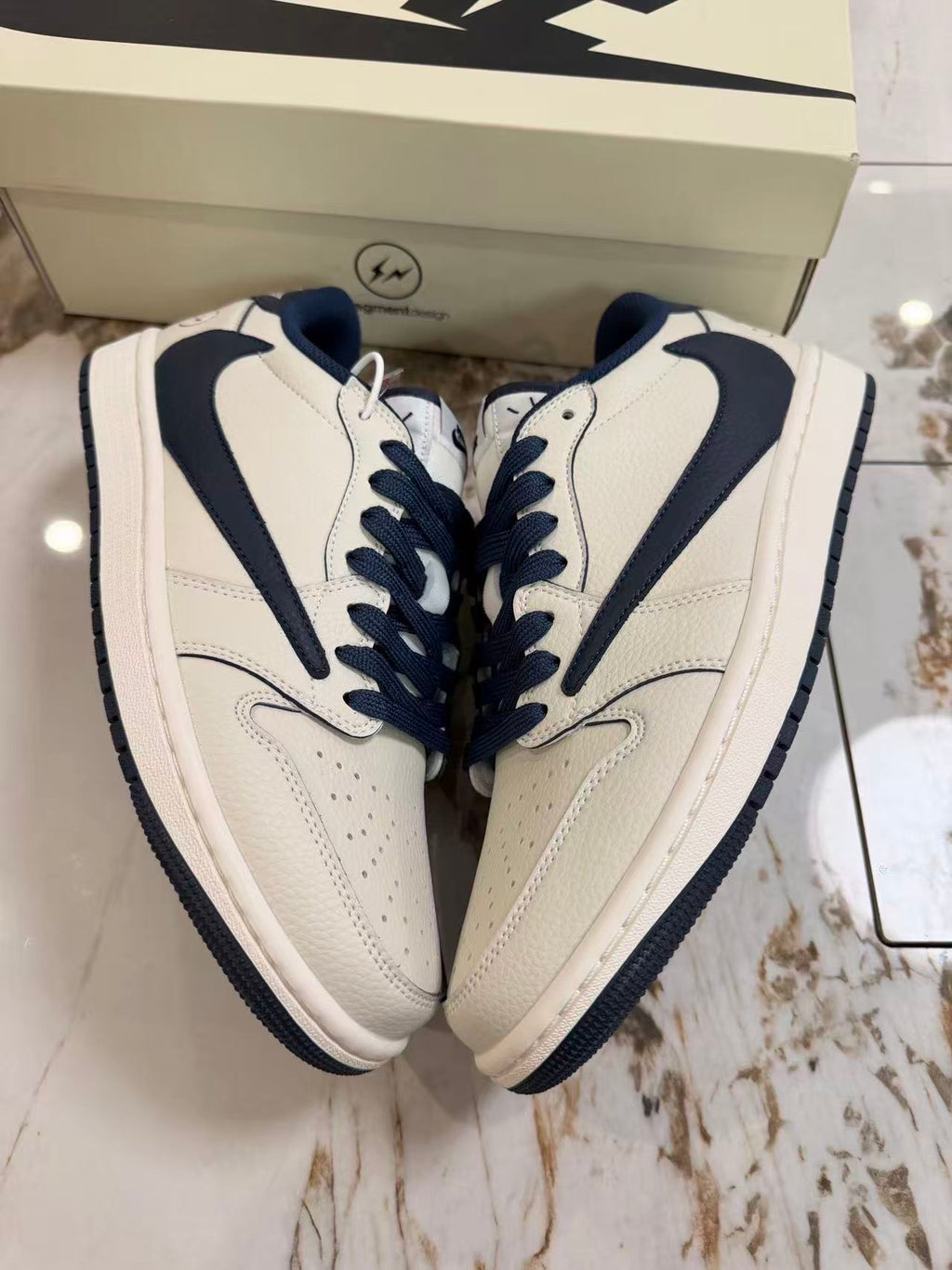 AJ1 Low Travis Scott x Fragment Navy Customs