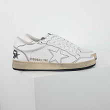 Load image into Gallery viewer, Golden Goose Ball-Star White Star White Heel Tab
