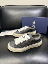 Load image into Gallery viewer, B33 Spin Sneaker Grey
