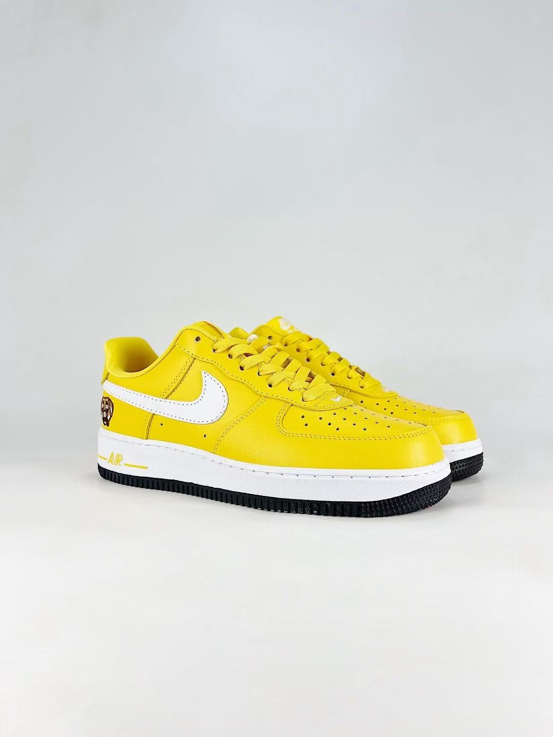 AF1 x Victor Victor Yellow Zest