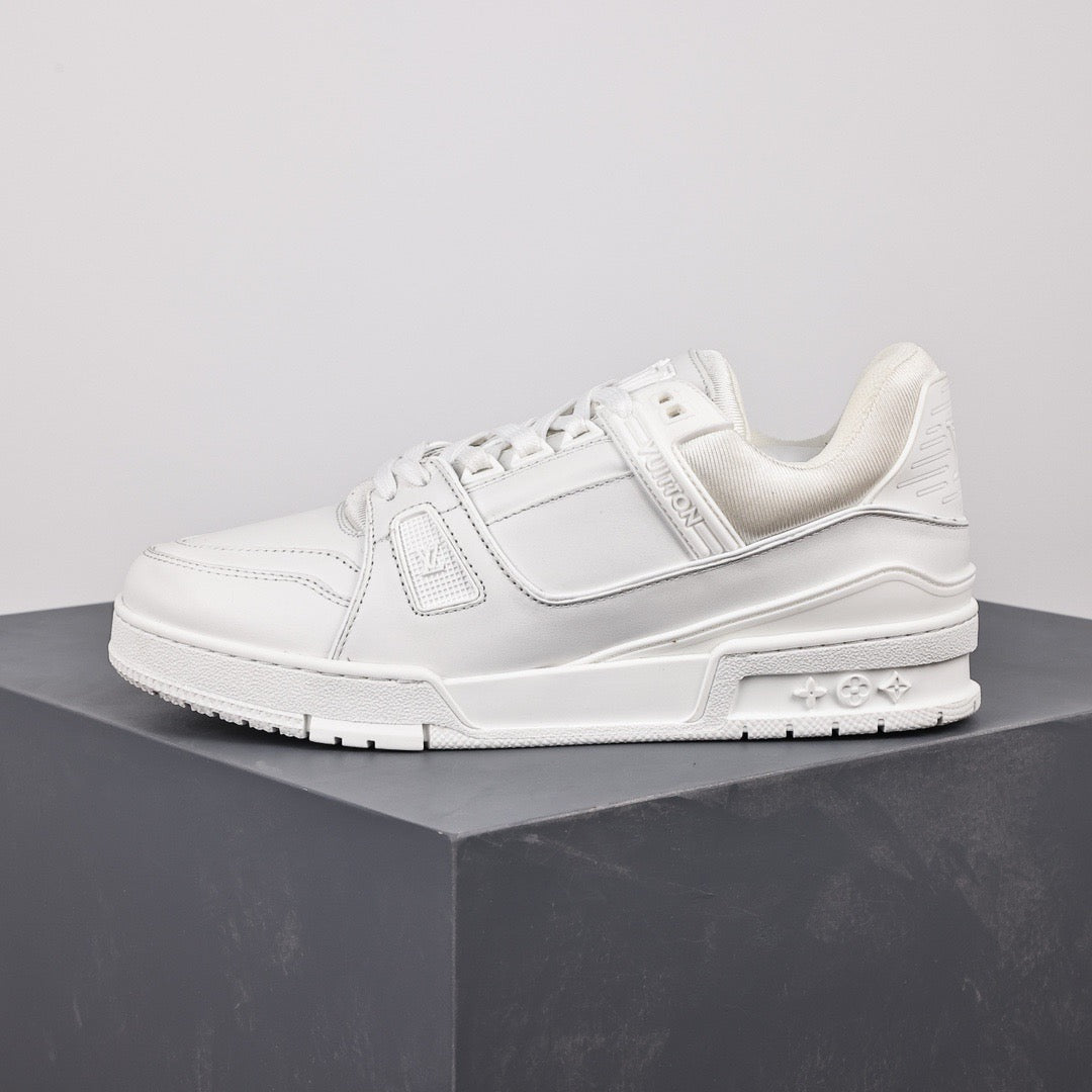 LV Trainers Triple White