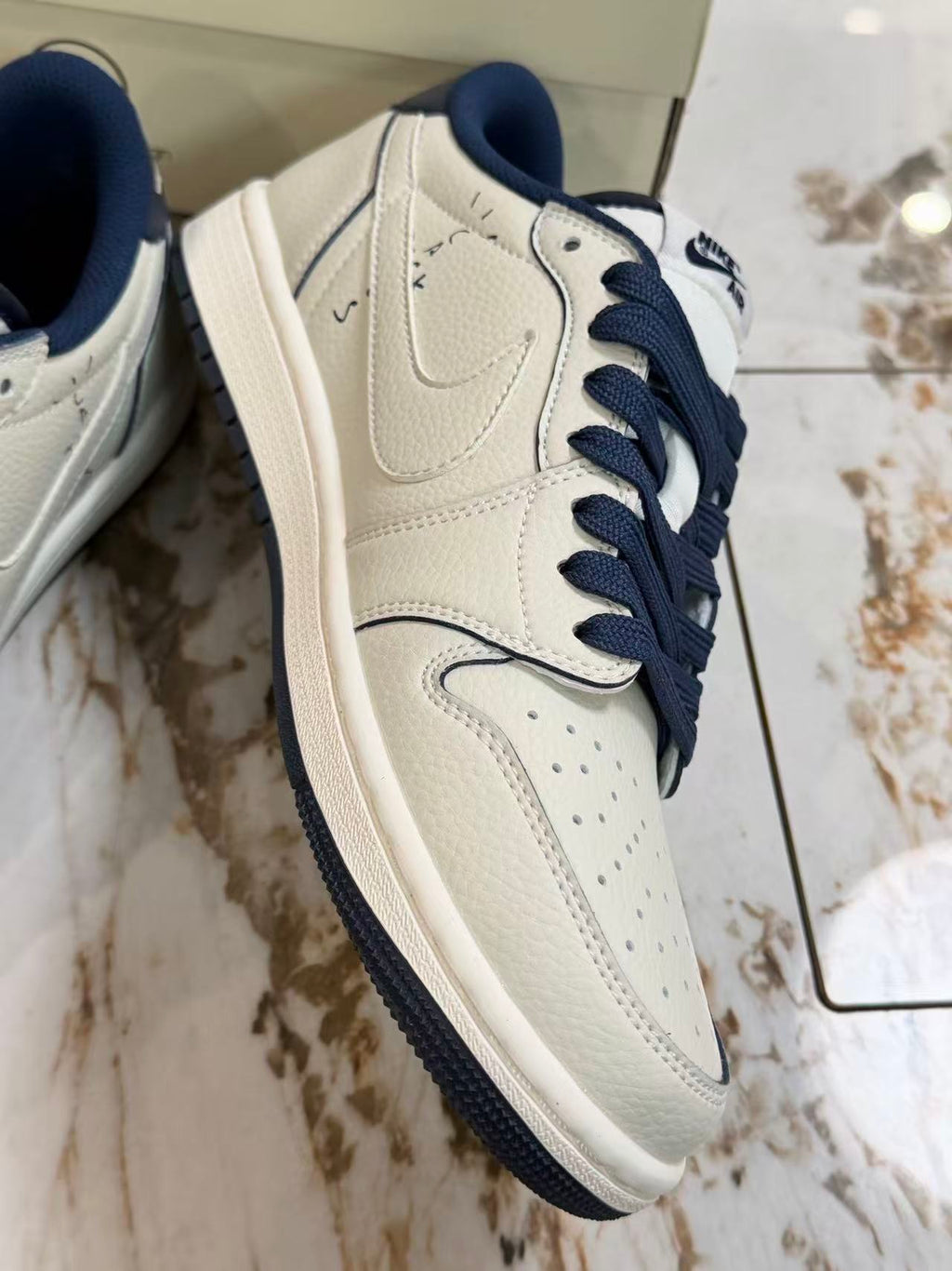 AJ1 Low Travis Scott x Fragment Navy Customs