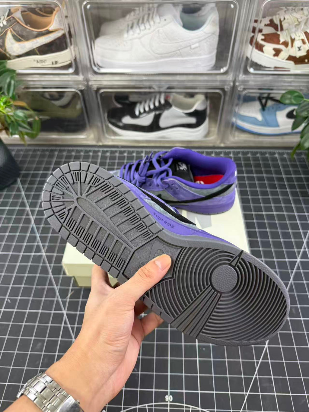 SB Dunk X Supreme Ink (2025)