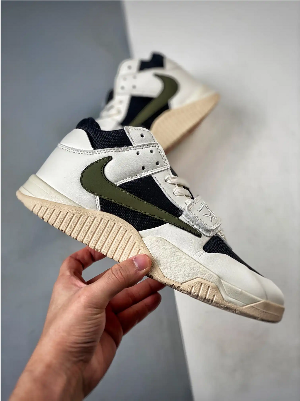 Jumpman Jack Travis Scott Cut The Check Olive