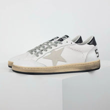 Load image into Gallery viewer, Golden Goose Ball-Star Suede Star Black Heel Tab
