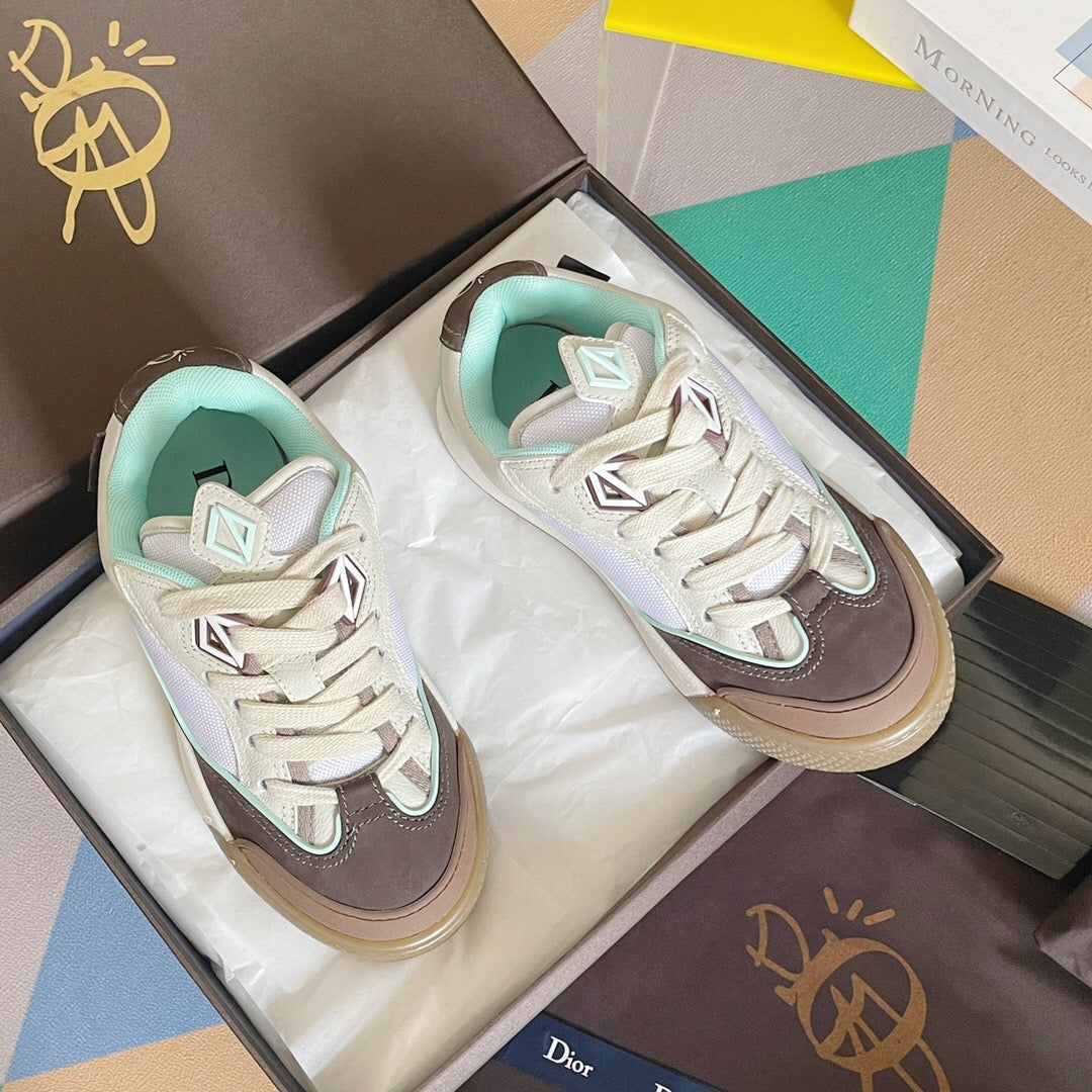 B713 Cactus Jack Tiffany Mocha