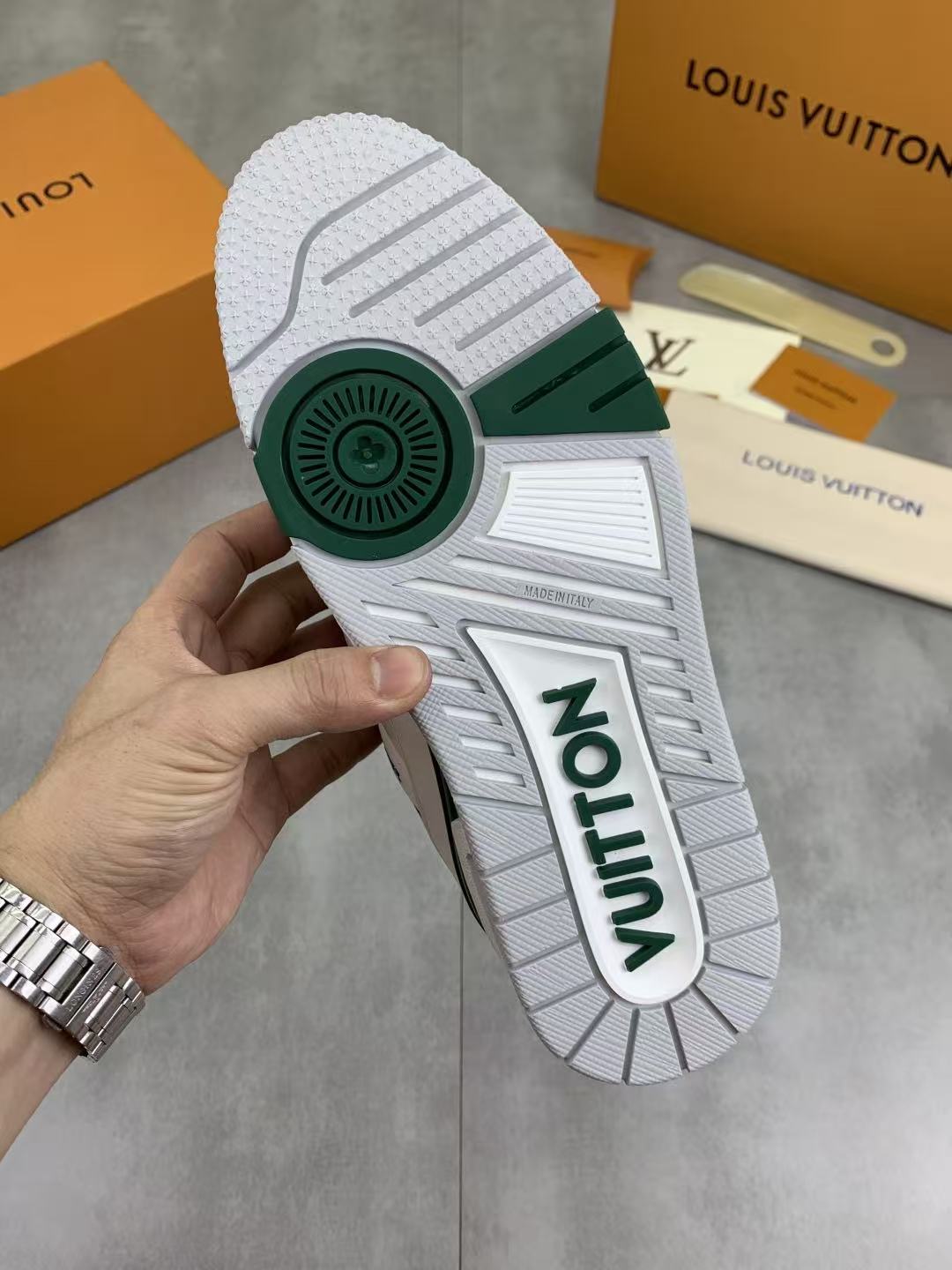 LV Trainers Green | White