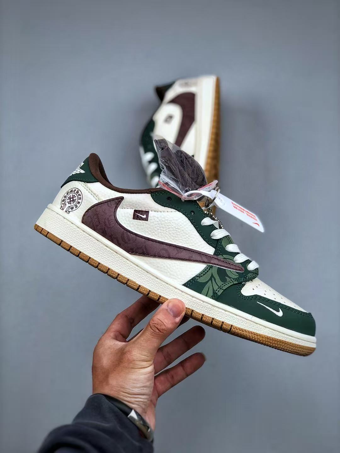 AJ1 Low Travis Scott x Chrome Hearts Customs
