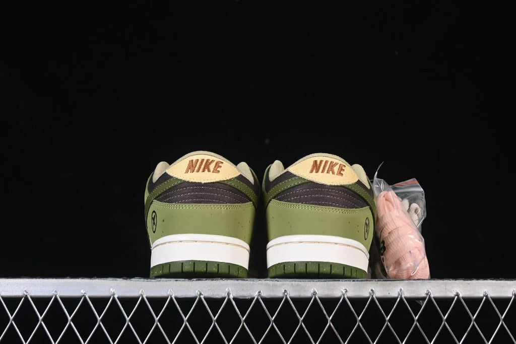 SB Dunk X Yuto Horigome Matcha