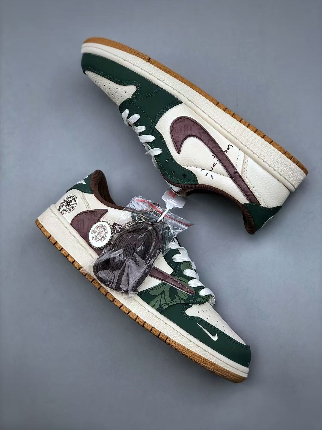 AJ1 Low Travis Scott x Chrome Hearts Customs