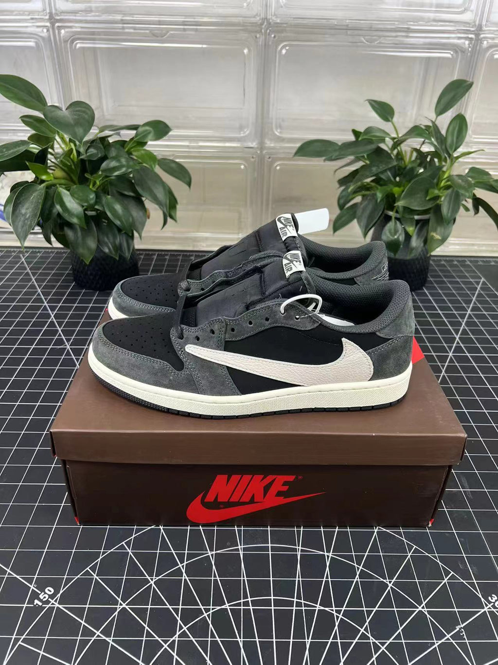 AJ1 Low Travis Scott Reverse Phantom Grey