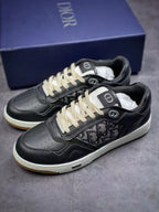 B27 Low-Top Black Oblique