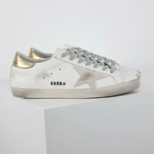 Load image into Gallery viewer, Golden Goose Super-Star Suede Star Gold Heel Tab
