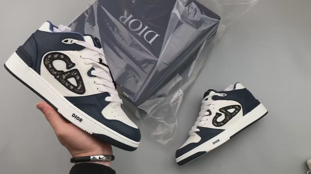 B57 Mid-Top Navy Oblique