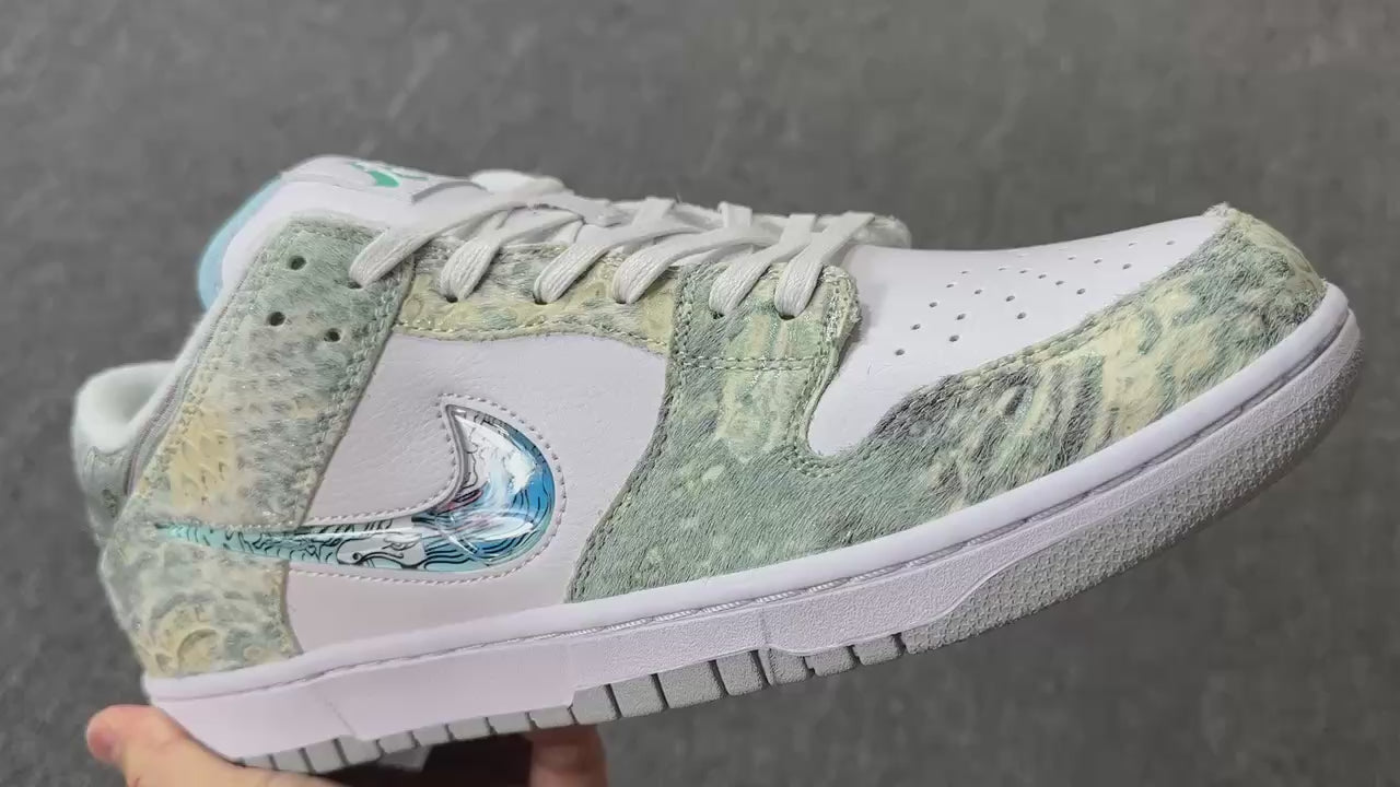 Dunk Low Steam Puppet White Green