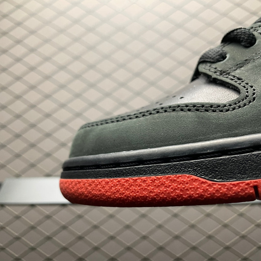 Jeff Staple x Dunk Low Pro SB 'Black Pigeon'