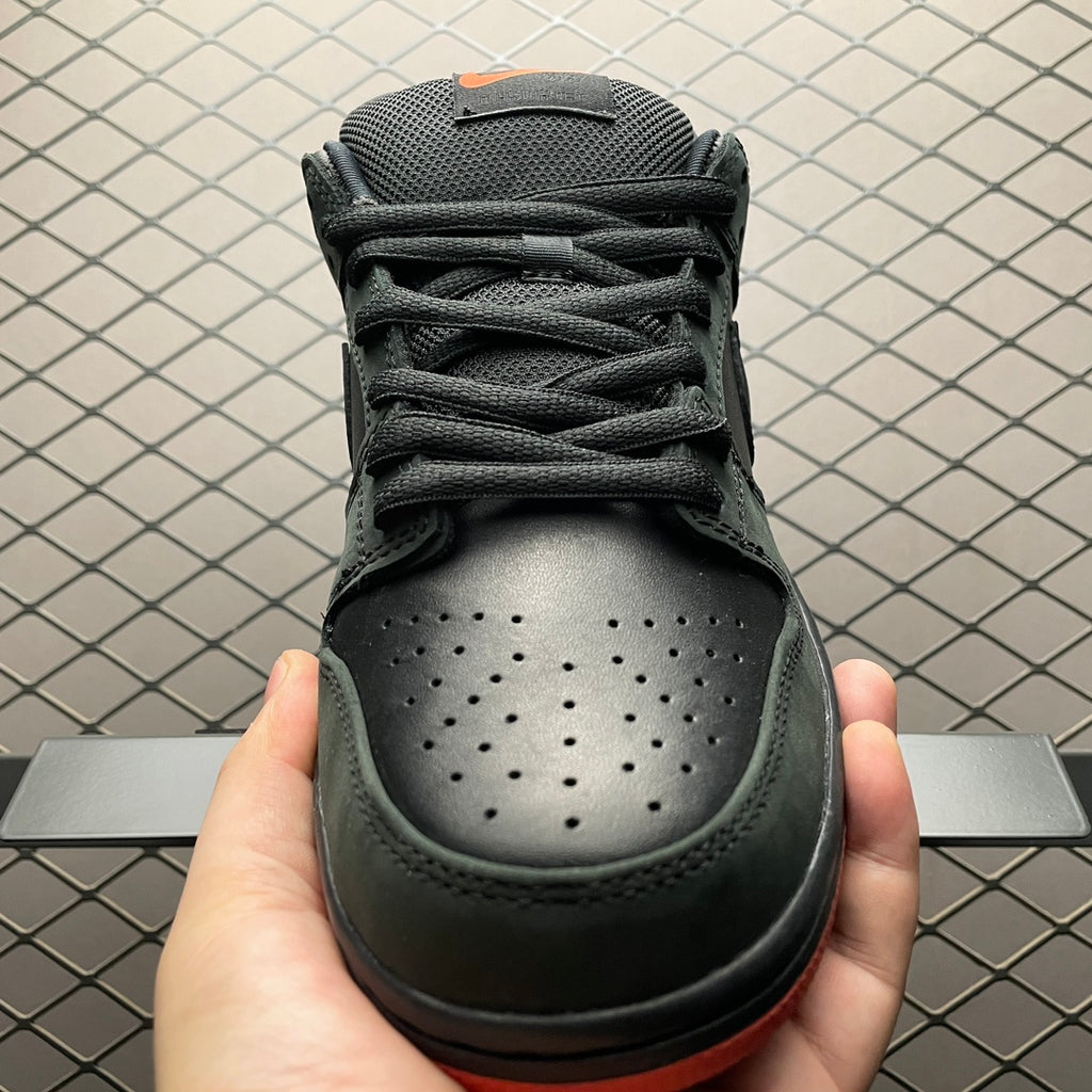 Jeff Staple x Dunk Low Pro SB 'Black Pigeon'