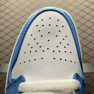 SB Dunk UNC