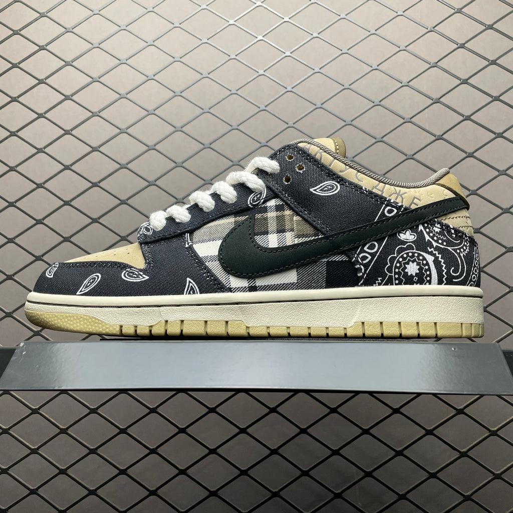 SB Dunk Low Travis Scott Cactus Jack