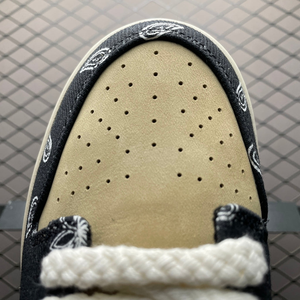 SB Dunk Low Travis Scott Cactus Jack