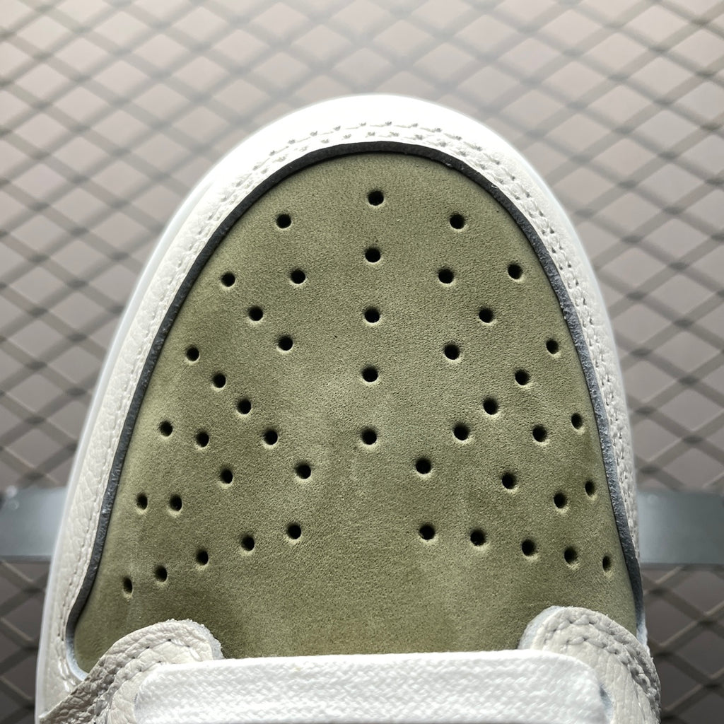 AJ1 Low Travis Scott Golf Neutral Olive