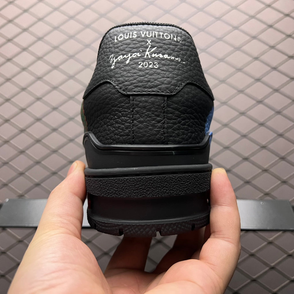 LV Trainers #54 x Yayoi Kusama Black