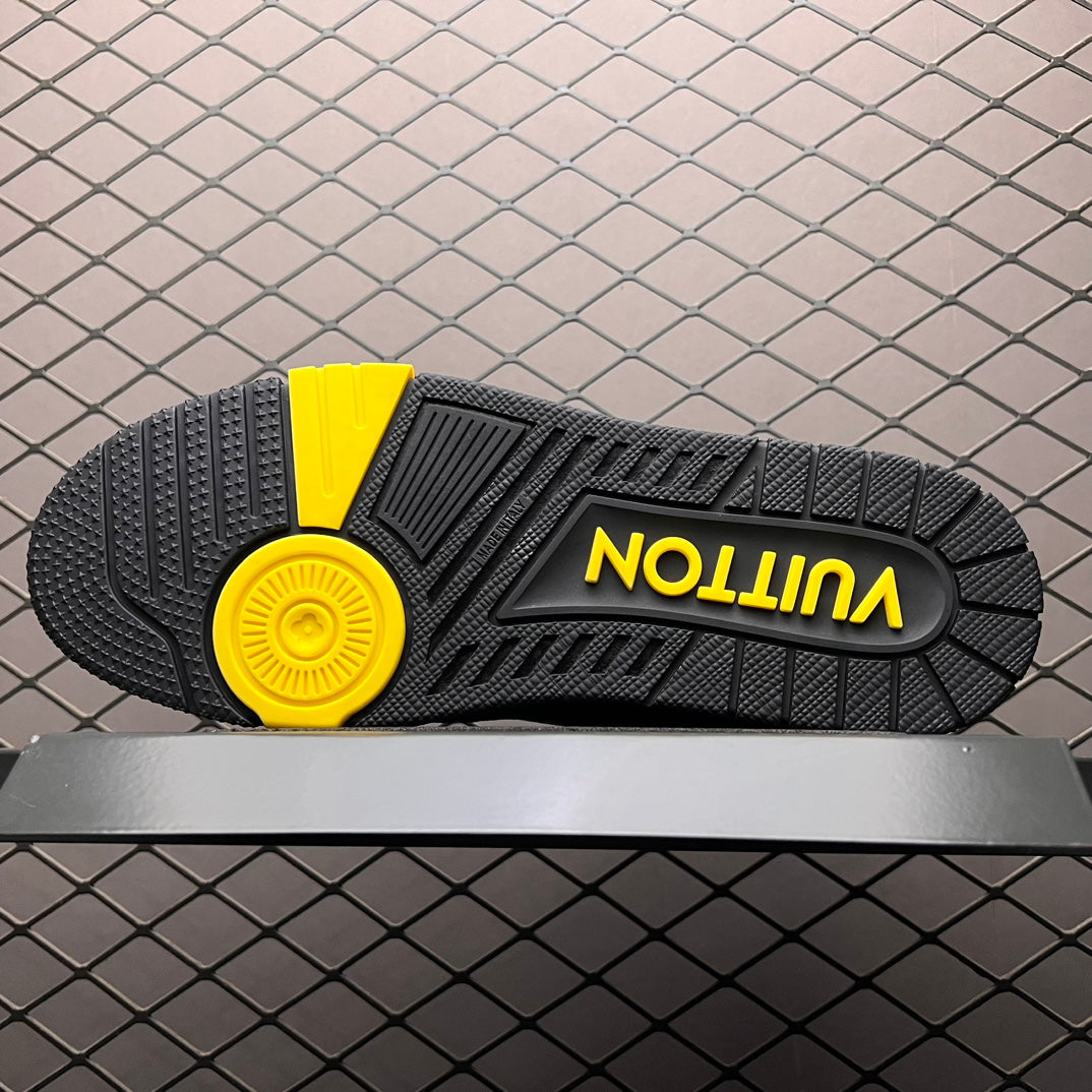 LV Trainers #54 x Yayoi Kusama Black