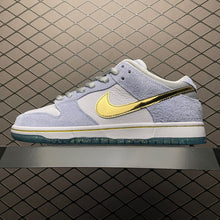 Load image into Gallery viewer, Sean Cliver X SB Dunk
