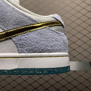 Sean Cliver X SB Dunk
