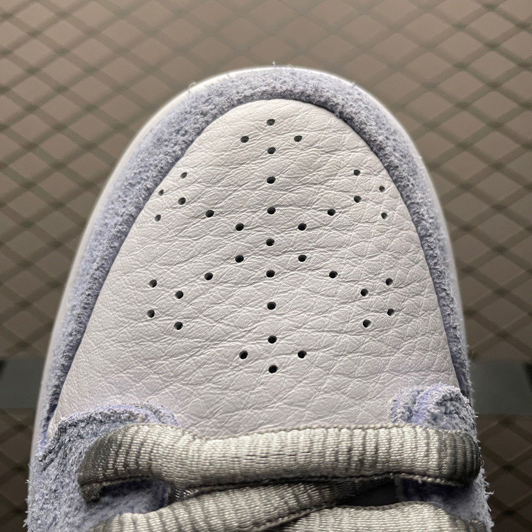 Sean Cliver X SB Dunk