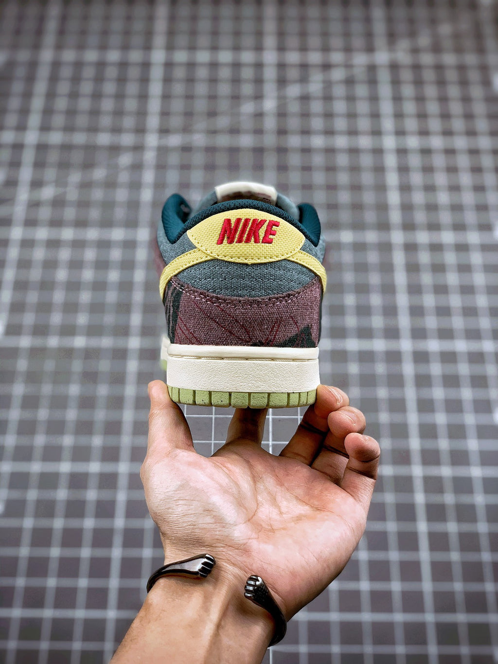 Dunk Low Community Gardens