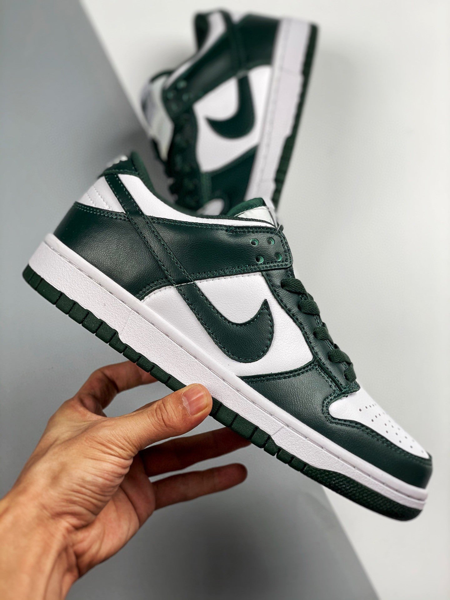 SB Dunk Spartan Green