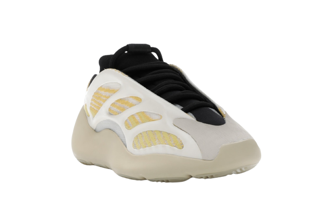 YZY 700 V3 Safflower