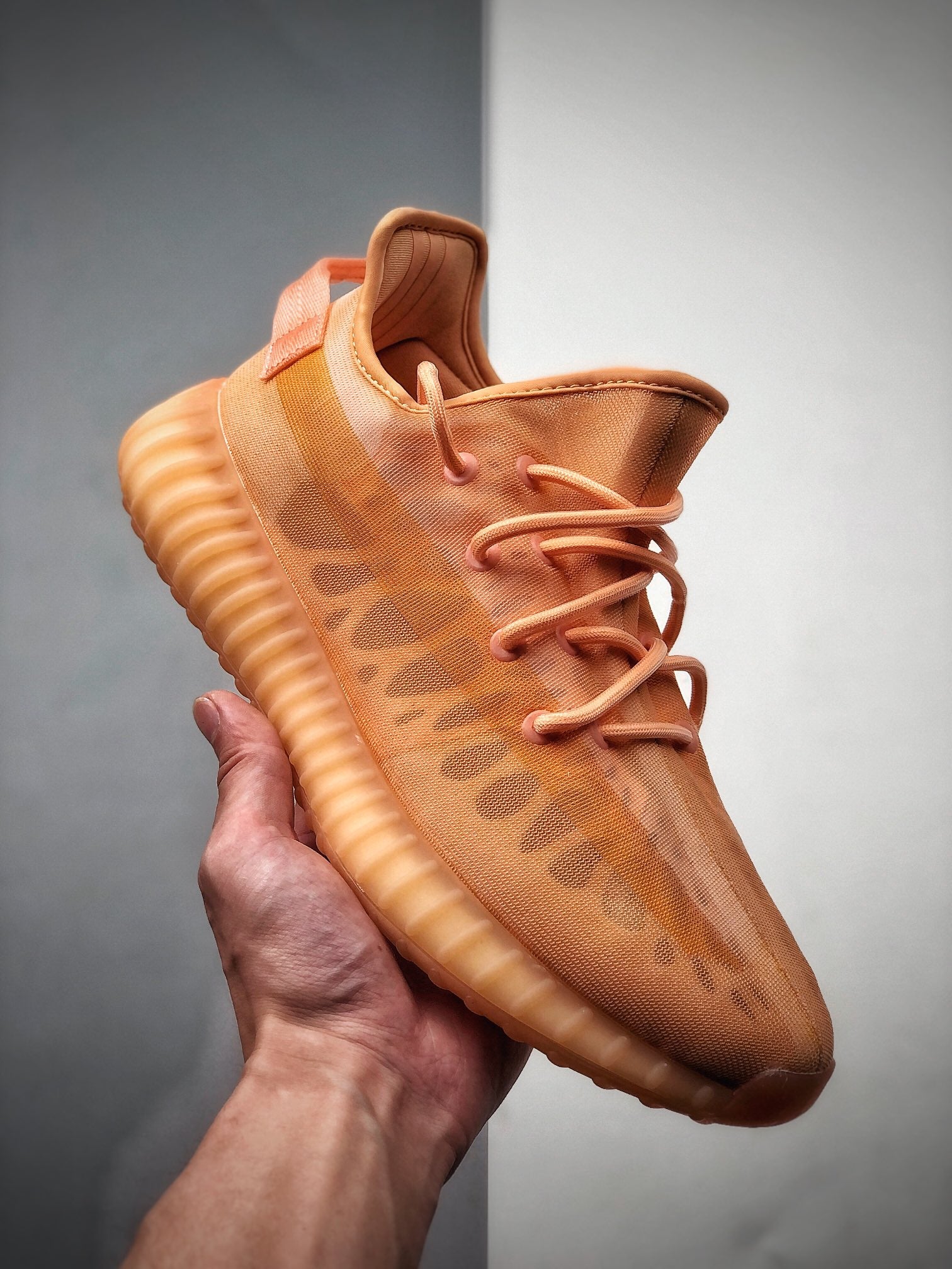 YZY 350 Mono Clay