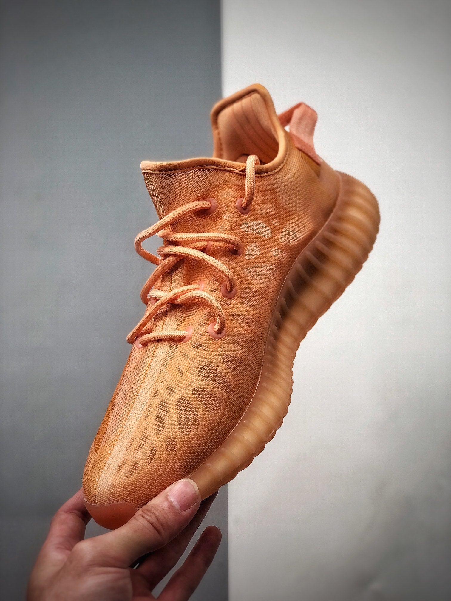 YZY 350 Mono Clay