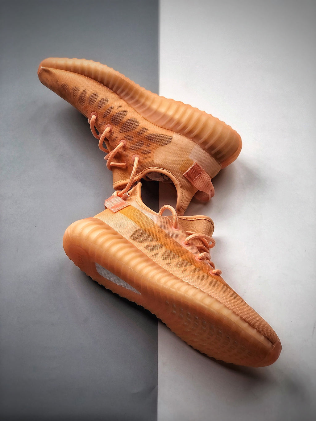 YZY 350 Mono Clay